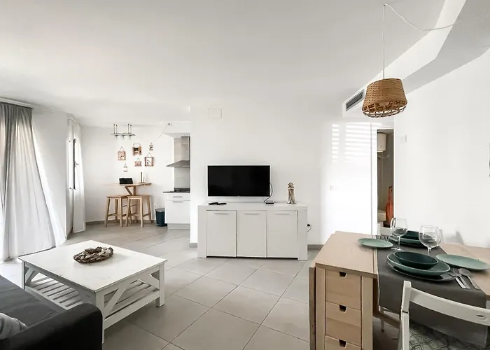 Paradise Palms Ii Deluxe, Incl. Welcome Package דירה קורלחו